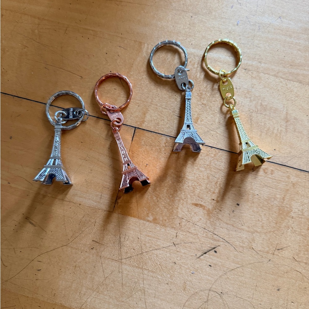 Eiffel Tower4  Keychains Set in Metallic Tones